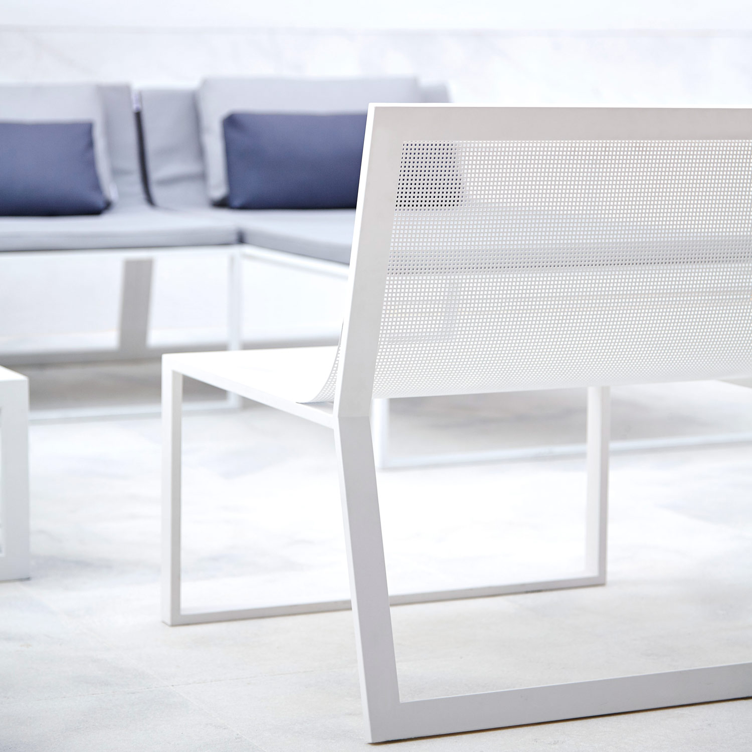 Blau luksus design møbler med loungestol og sofa i den bedste kvalitet fra Gitz Design og Gandia Blasco