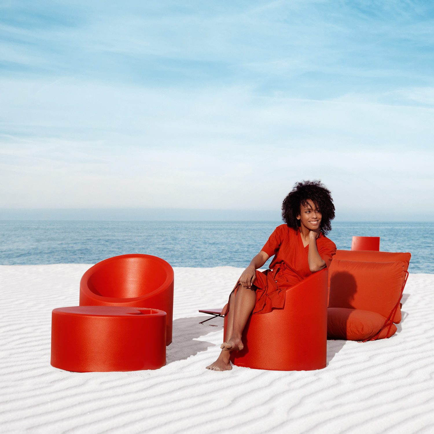 Altanmøbler fra Lipstick passer også til både strand og have fra Gitz Design