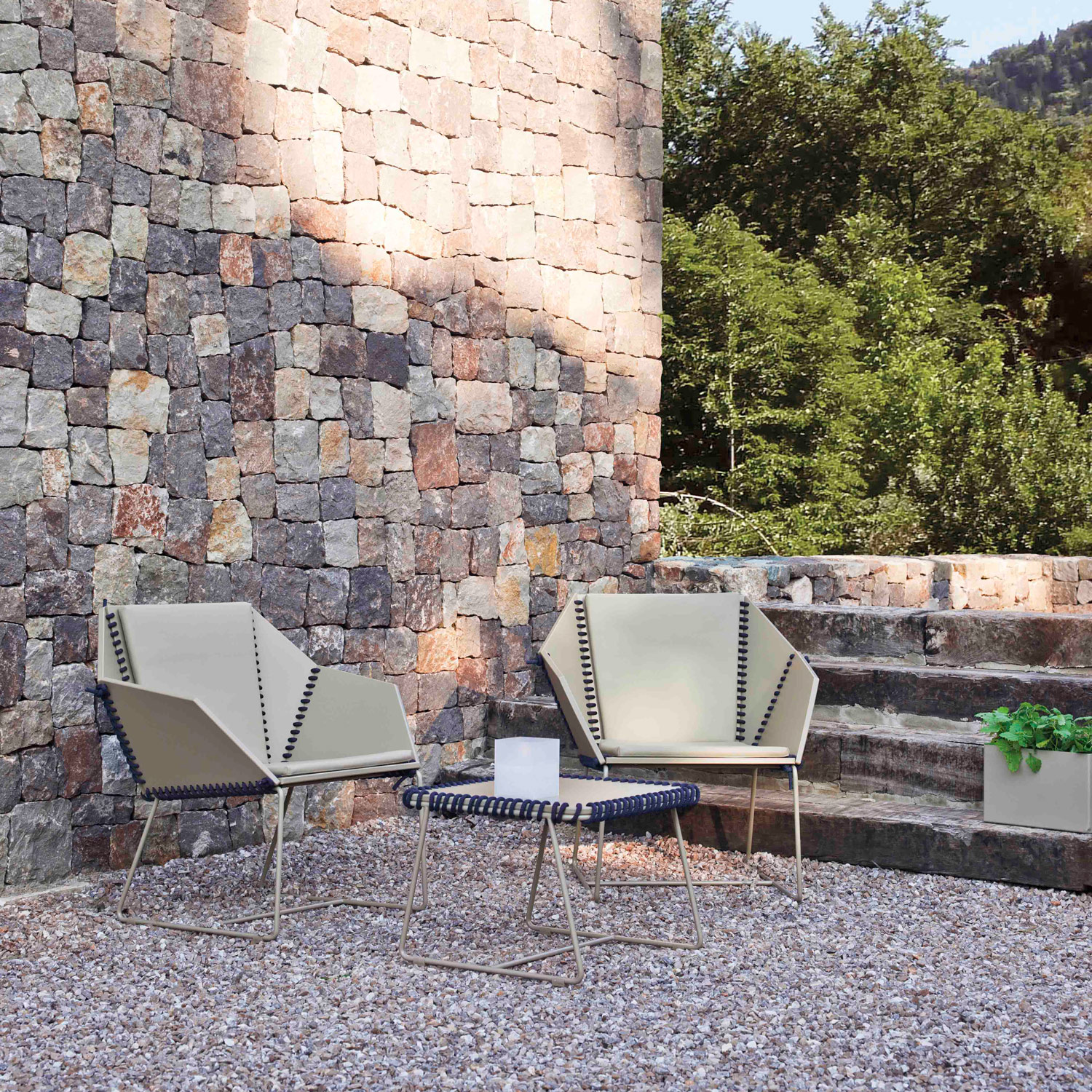 Designer møbler er perfekte til det danske vejr fra Gitz Design og Gandia Blasco