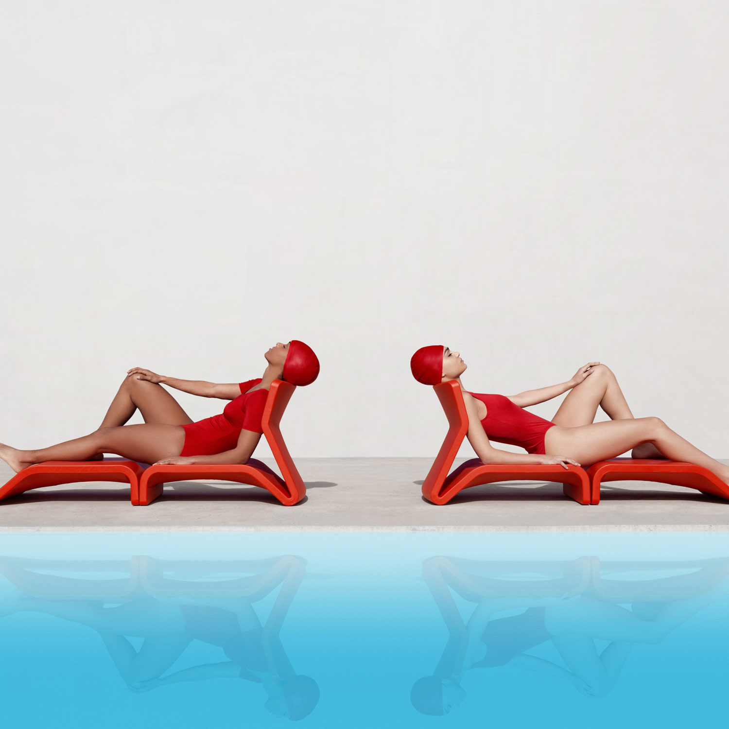 Udendørs møbler i rød fra serien Clip fra Gitz Design